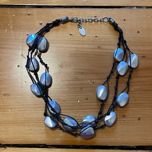 Silver beaded necklace - Picture 1 of 6
